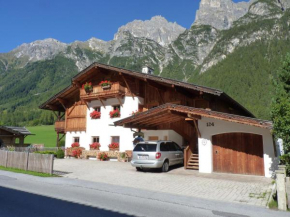 Conny's Ferienwohnungen, Gschnitz, Österreich